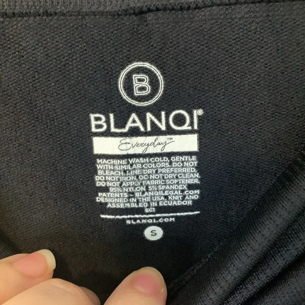 BLANQI Black Highwaist Everyday Leggings Size Small